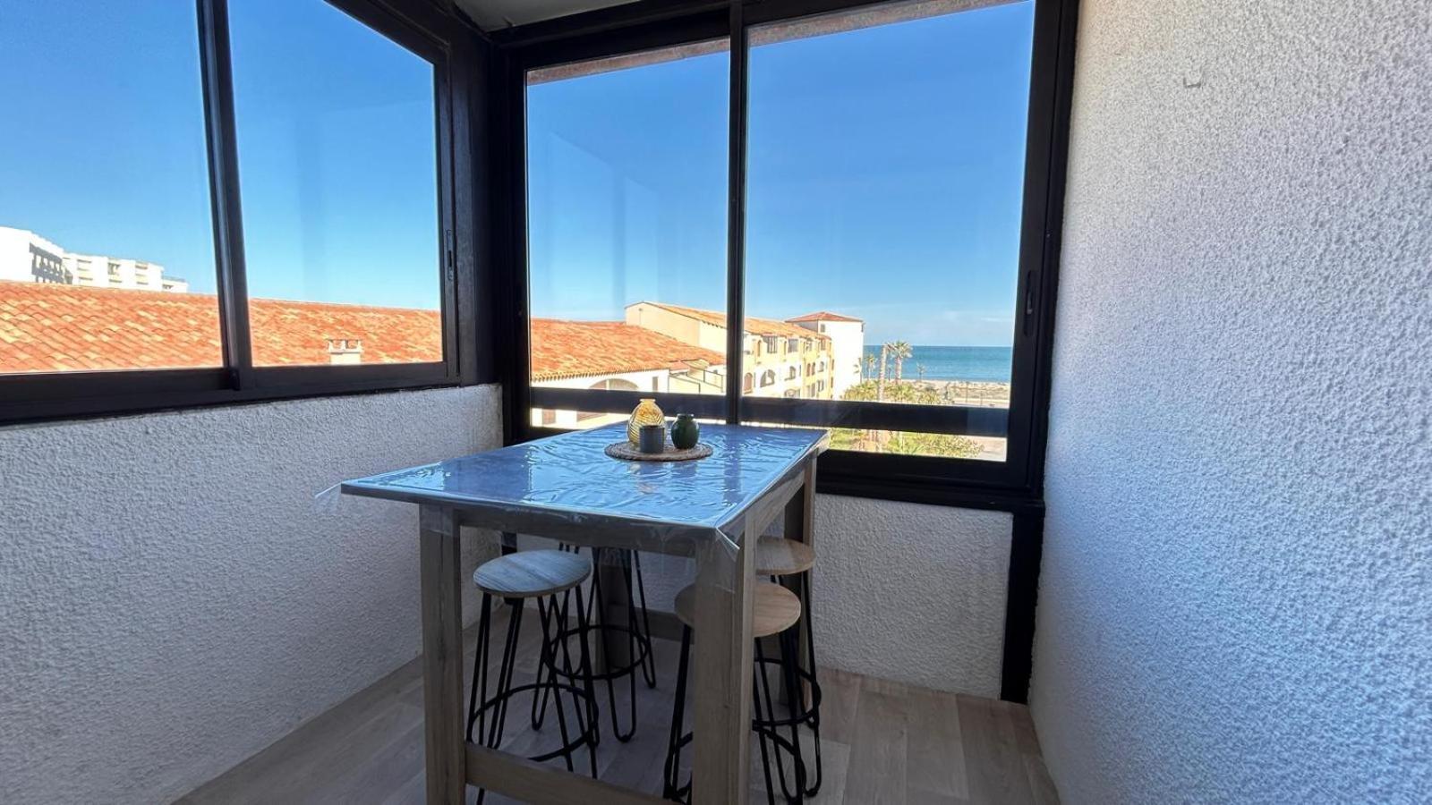 Appartement Le Barcares Avec Vue Sur Mer De Type T2 Location Arrivee A Partir De 15H Depart Maximum A 11H Location Du Samedi Au Samedi Juillet Et Aout エクステリア 写真